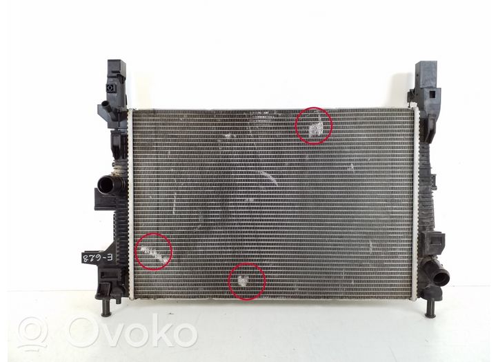 Ford Focus Radiateur de refroidissement F1F18005HB