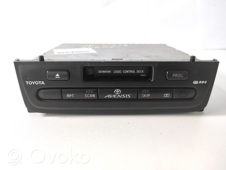 Toyota Avensis T220 Radio/CD/DVD/GPS-pääyksikkö 86120-YY030