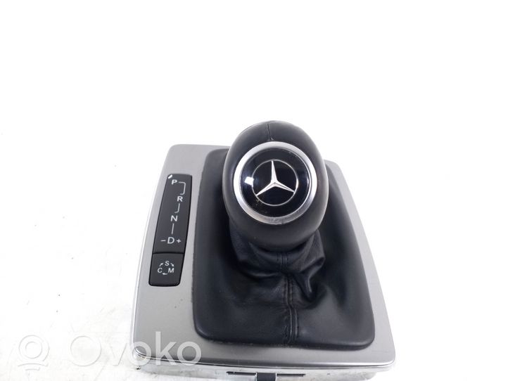 Mercedes-Benz GLK (X204) Rivestimento in pelle/manopola della leva del cambio A2042673310