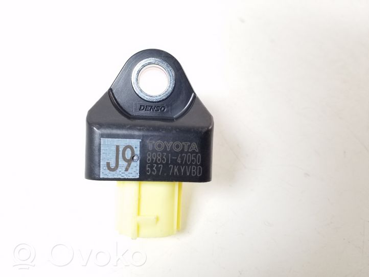 Toyota Prius Prime Sensore d’urto/d'impatto apertura airbag 89831-47050