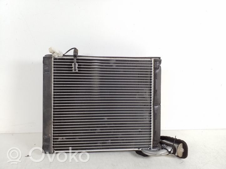 Toyota RAV 4 (XA30) Gaisa kondicioniera radiators (salonā) 88501-26210