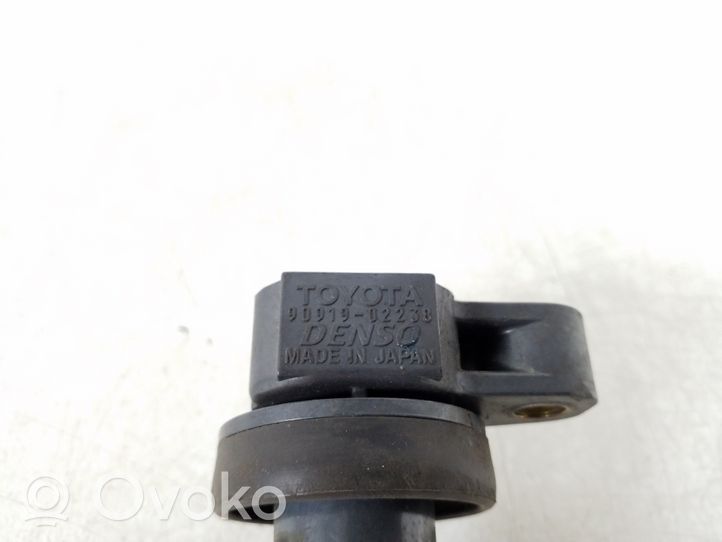 Toyota Corolla E120 E130 Cewka zapłonowa wysokiego napięcia 90919-02238