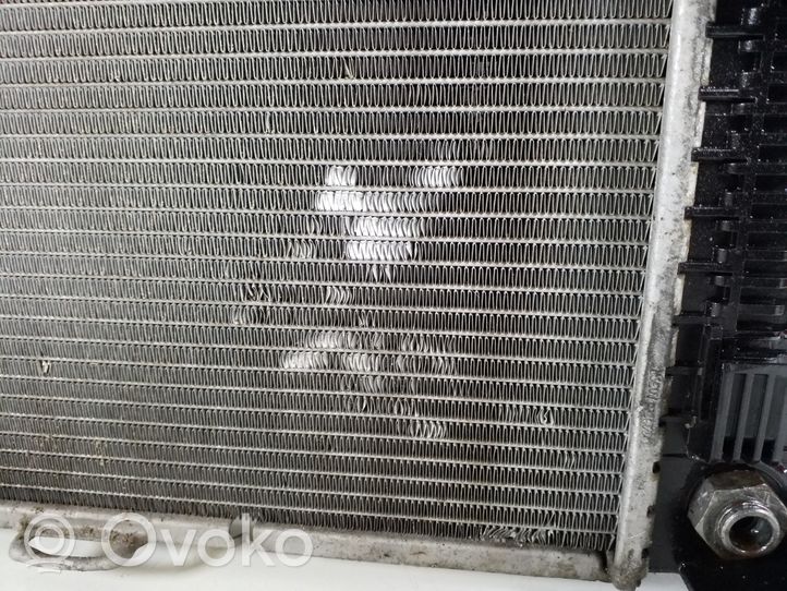 Mercedes-Benz C W204 Coolant radiator A2045001203