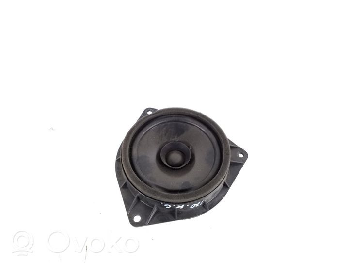 Toyota Corolla E120 E130 Garsiakalbis (-iai) galinėse duryse 86160-44130