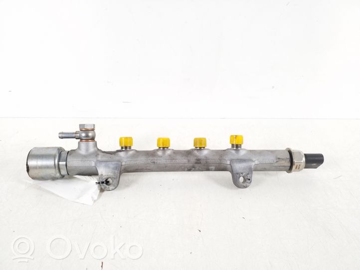 Mercedes-Benz A W176 Fuel main line pipe 