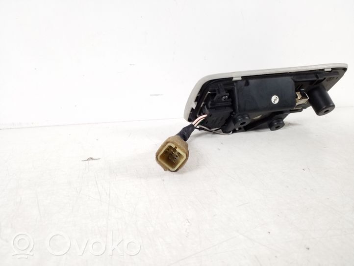 Toyota Corolla E120 E130 Luz del asiento delantero 81260-05050