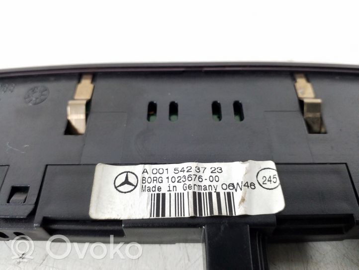 Mercedes-Benz ML W164 Parkošanās sensora PDC displeja ekrāns A0015423723