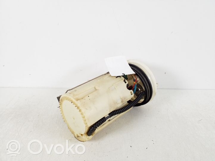 Toyota Avensis T250 Pompe à carburant 77020-02070