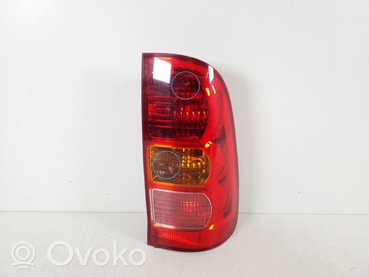 Toyota Hilux (AN10, AN20, AN30) Lampa tylna 81550-0K040