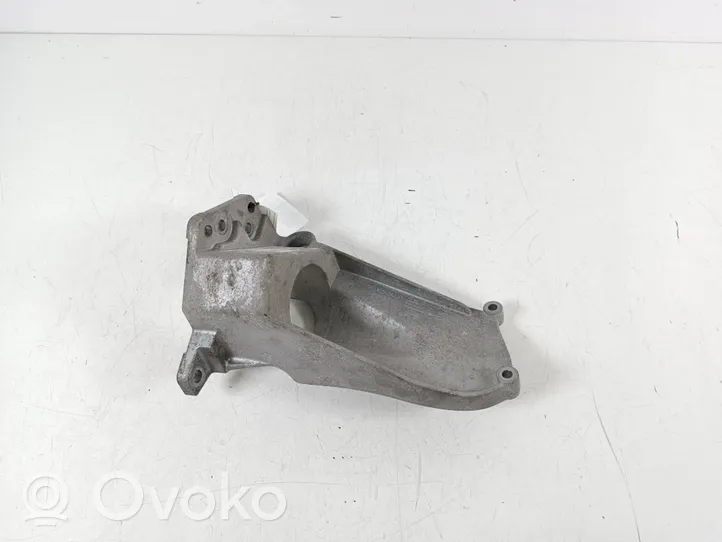 Volvo V40 Support de boîte de vitesses 31370633