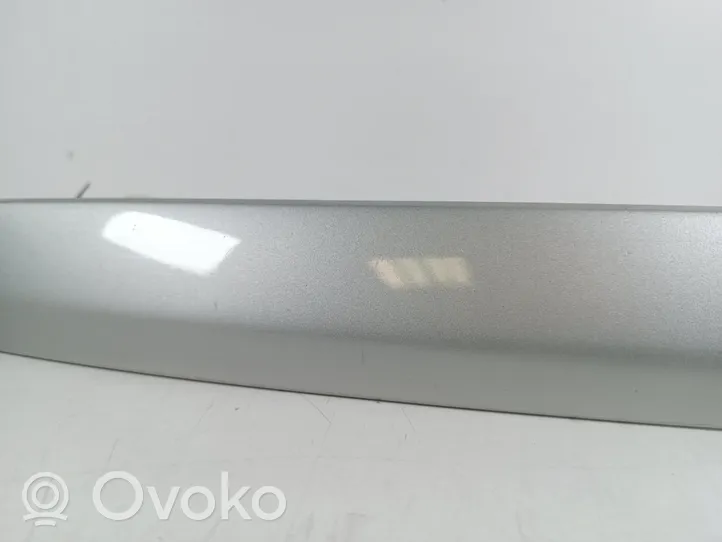 Toyota Auris 150 Lampa oświetlenia tylnej tablicy rejestracyjnej 76801-02250
