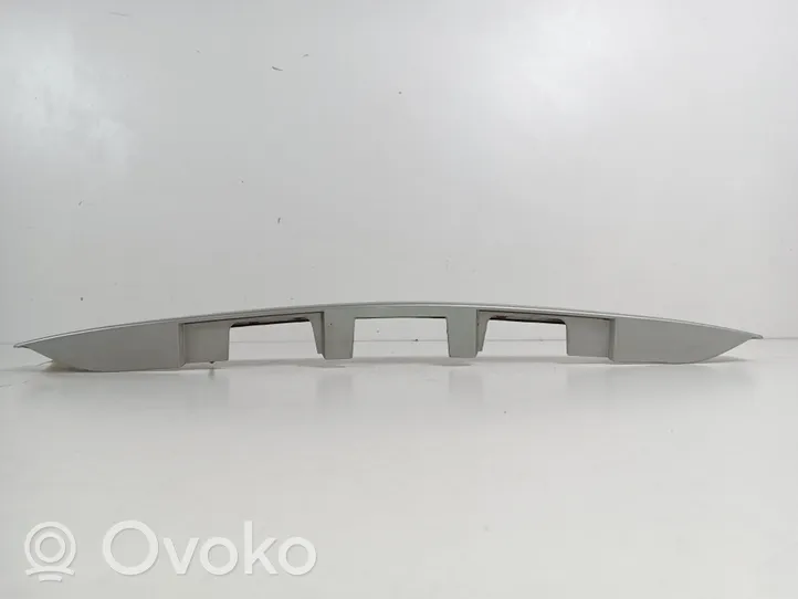 Toyota Auris 150 Lampa oświetlenia tylnej tablicy rejestracyjnej 76801-02250