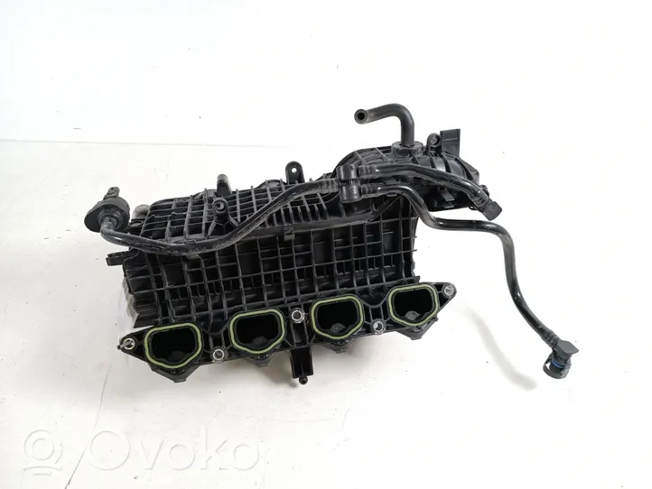 Volkswagen PASSAT B8 Intake manifold 04E129711M