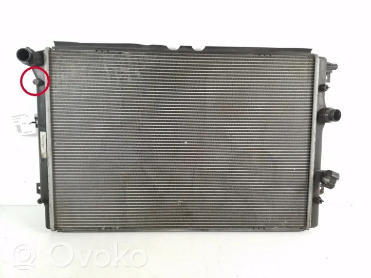 Volkswagen Tiguan Radiateur de refroidissement 5N0121253L