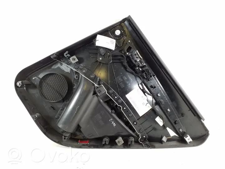 Audi Q5 SQ5 Takaoven verhoilu 8R0867305