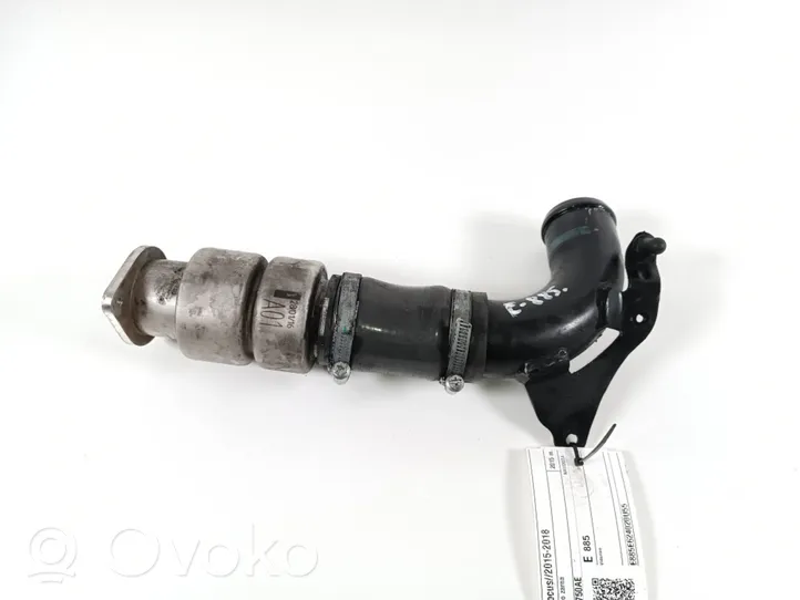 Ford Focus Tube d'admission de tuyau de refroidisseur intermédiaire AV616C750AE