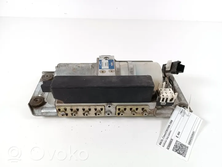 Mercedes-Benz SL R230 Motor de techo plegable A2308000030