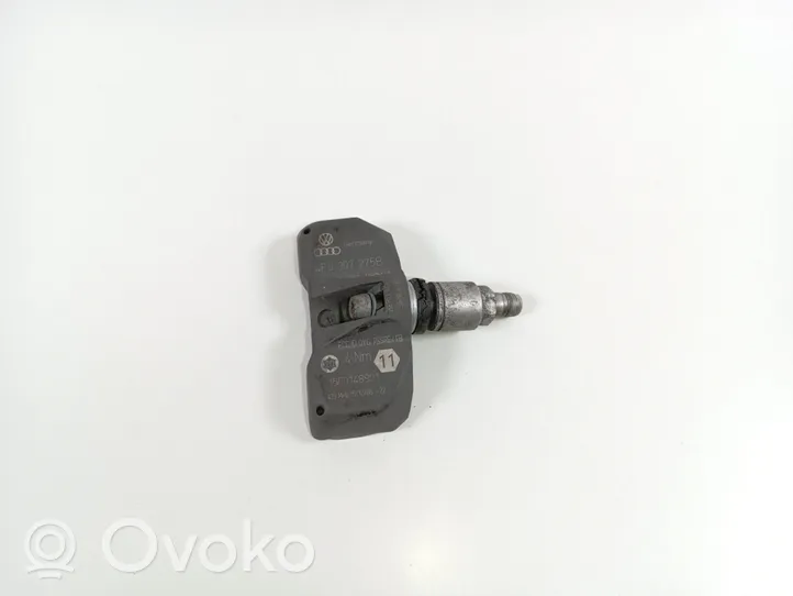 Volkswagen Touareg I Tire pressure sensor 4F0907275B