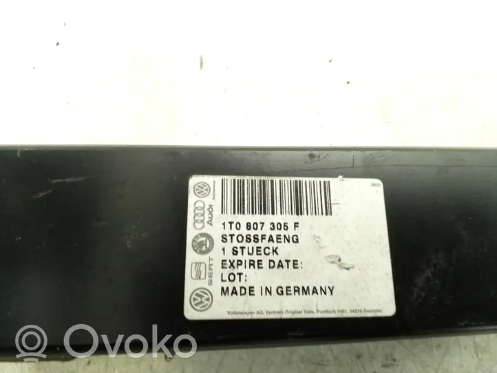 Volkswagen Touran I Rear bumper cross member 1T0807305F