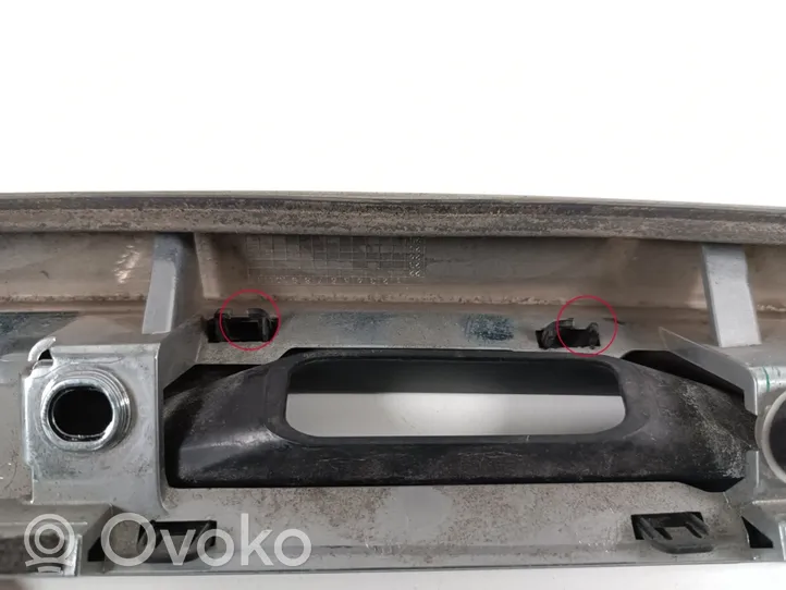 Toyota Corolla E210 E21 Éclairage de plaque d'immatriculation 76801-02K30