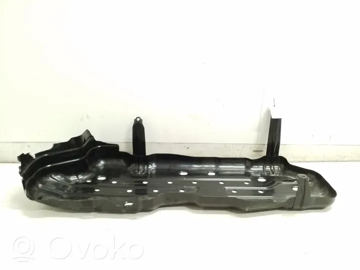 Toyota Land Cruiser (J150) Protezione inferiore del serbatoio del carburante 7760660190