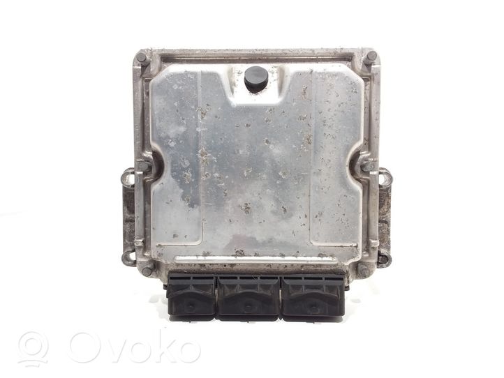 Renault Laguna II Sterownik / Moduł ECU 0281010556