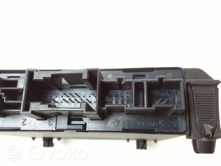 Mercedes-Benz C W203 Oven ohjainlaite/moduuli 2038206626