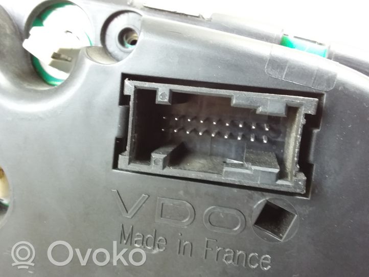 Peugeot 607 Compteur de vitesse tableau de bord 9648444680