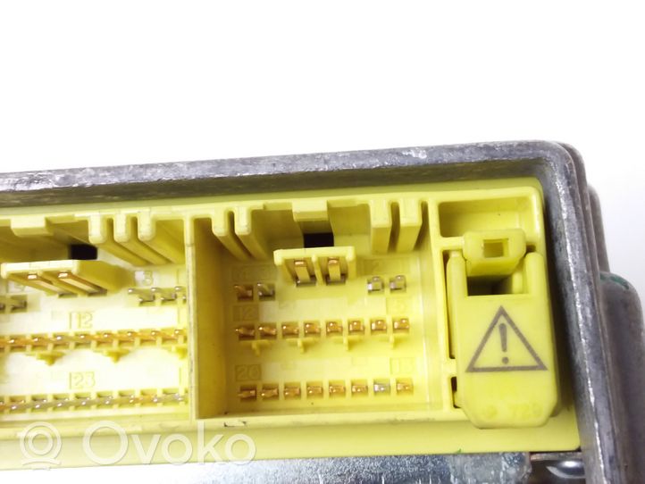 Toyota Corolla Verso AR10 Module de contrôle airbag 213819108