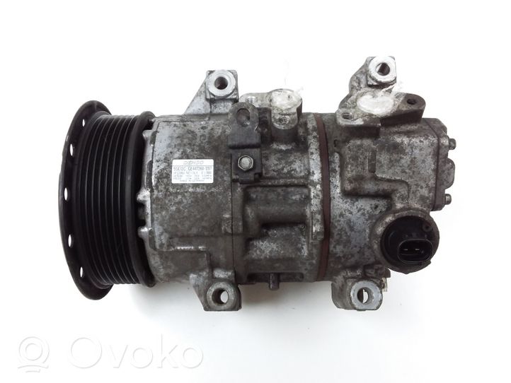 Toyota Auris 150 Ilmastointilaitteen kompressorin pumppu (A/C) 4472601257