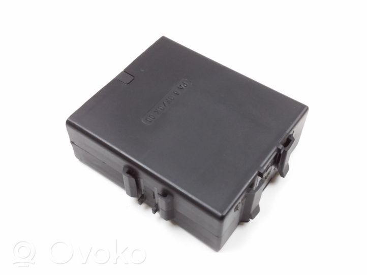 Toyota Avensis T220 Door control unit/module 8974105030