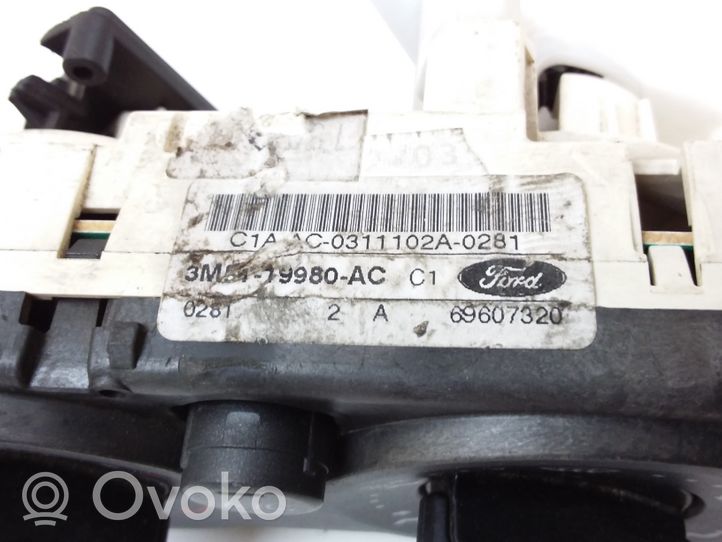 Ford Focus C-MAX Centralina del climatizzatore 3M5T19980AC