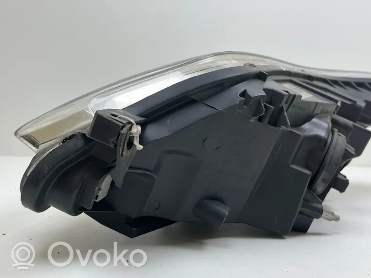 Citroen C4 I Lampa przednia 89009408