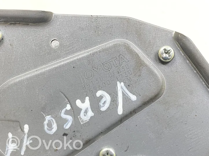 Toyota Verso Silniczek wycieraczki szyby tylnej 851300F030