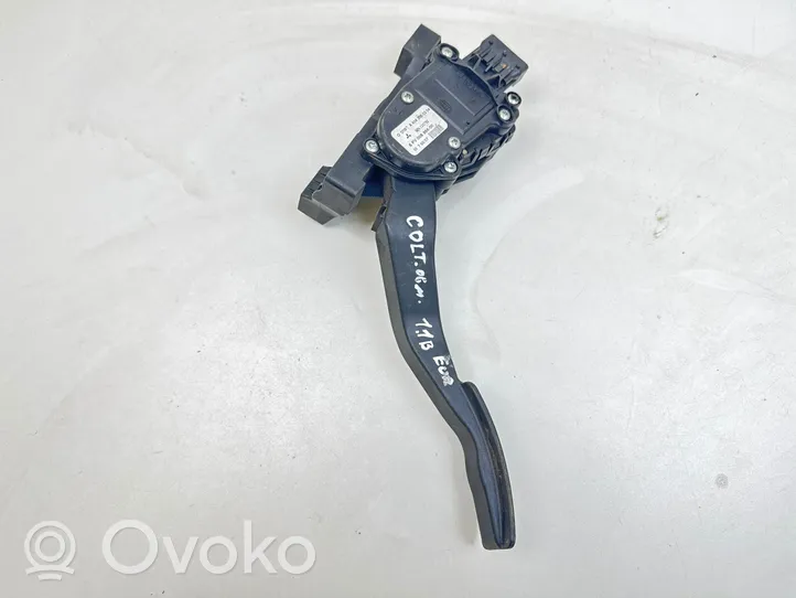 Mitsubishi Colt Pedale dell’acceleratore A4543000304