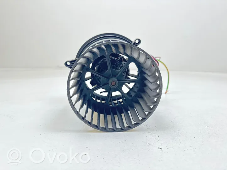 Ford Fusion Heater fan/blower 1736005401