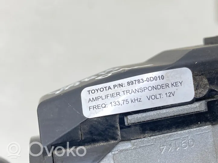 Toyota Yaris Užvedimo spynelė 450200D01