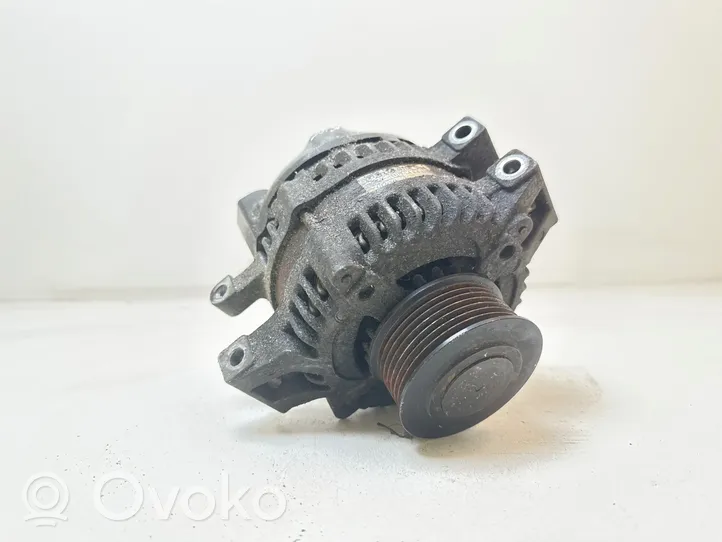 Honda CR-V Alternator 1042104860