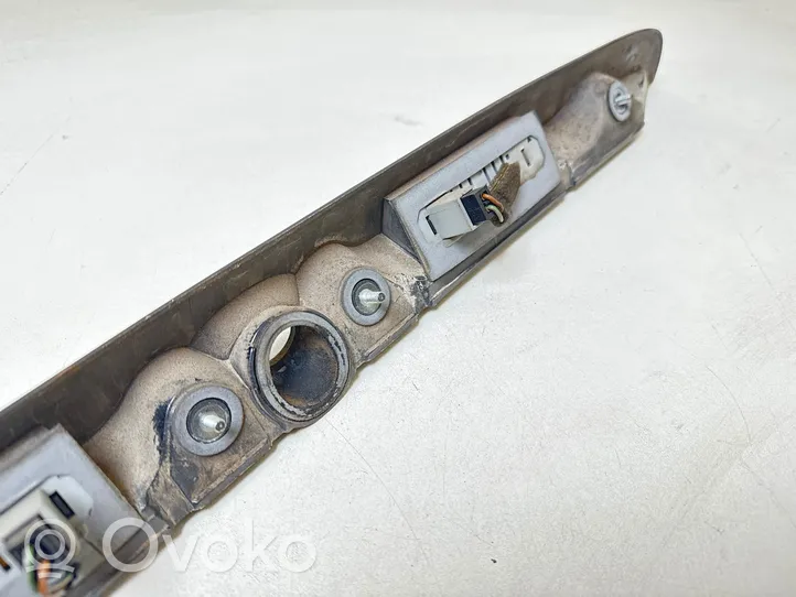 Opel Zafira A Trunk door license plate light bar 90579631