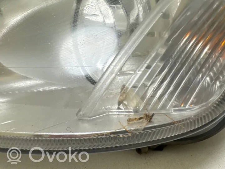 Ford C-MAX I Headlight/headlamp 153873