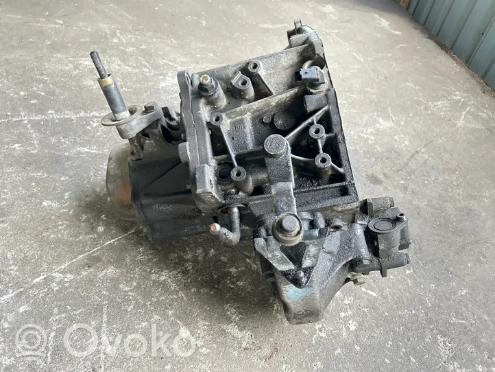 Peugeot 406 5 Gang Schaltgetriebe 20DL80
