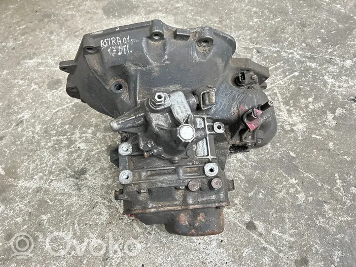 Opel Astra G Manual 5 speed gearbox 90400209