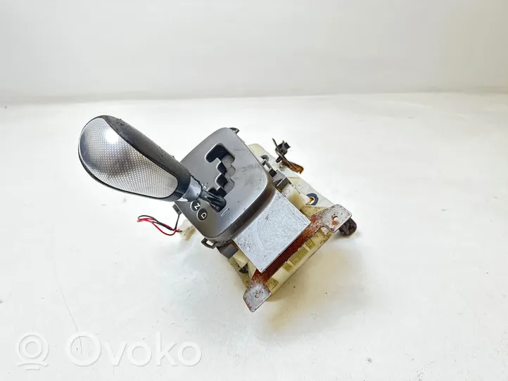 Subaru Legacy Gear selector/shifter (interior) KM040304