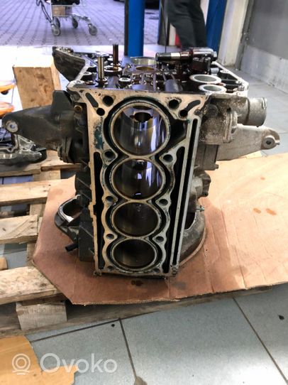 Mercedes-Benz C W203 Engine block 