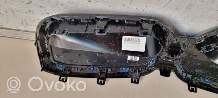 BMW X3 G01 Griglia superiore del radiatore paraurti anteriore 9881798