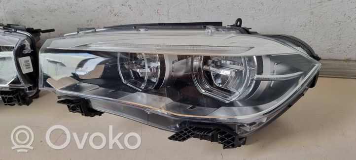 BMW X5 F15 Lampa przednia 7471348