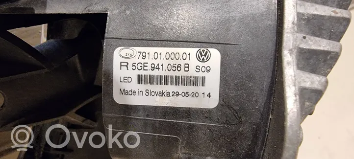 Volkswagen Golf VII Lampa LED do jazdy dziennej 5GE941056B