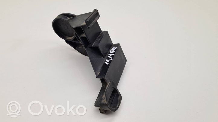 BMW 3 E46 Soporte del parachoques delantero 7030619