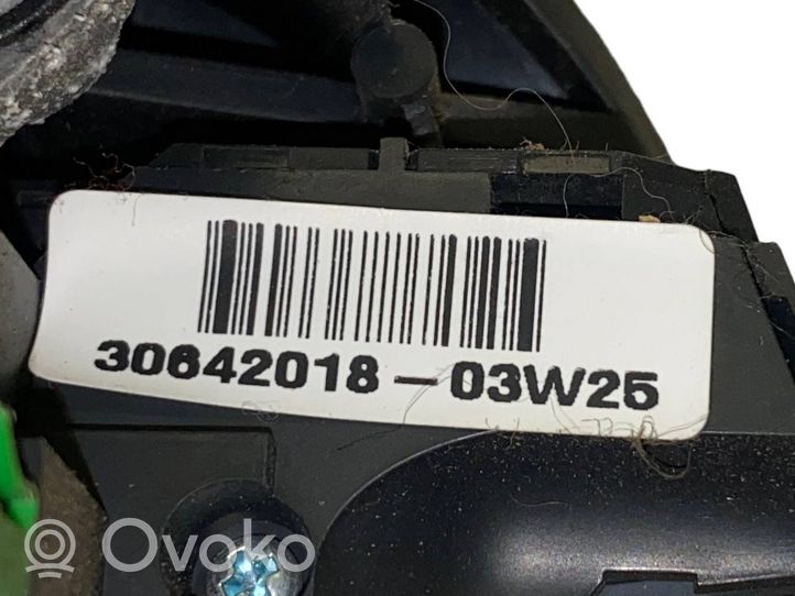 Volvo V70 Stūres drošības spilvens 8686288