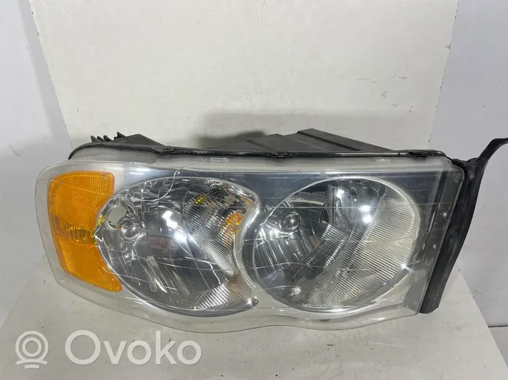 Dodge RAM Lampa przednia 55077120A